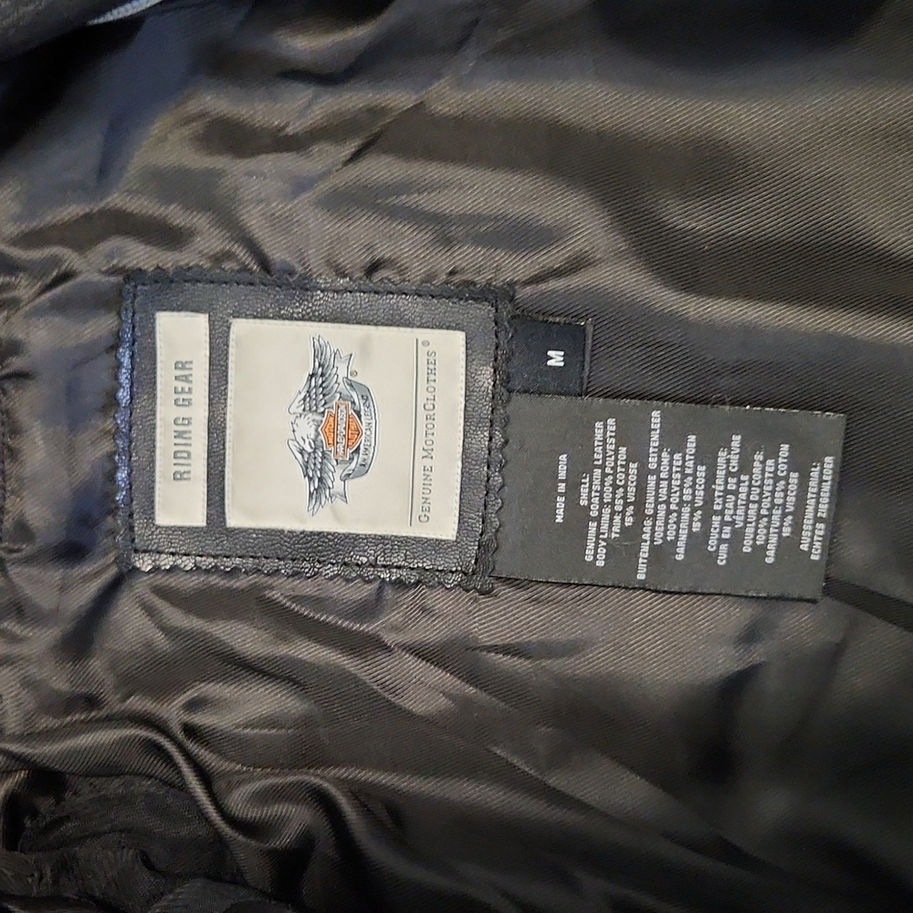Harley Davidson Leather Riding Jacket - Picture 4 of 10